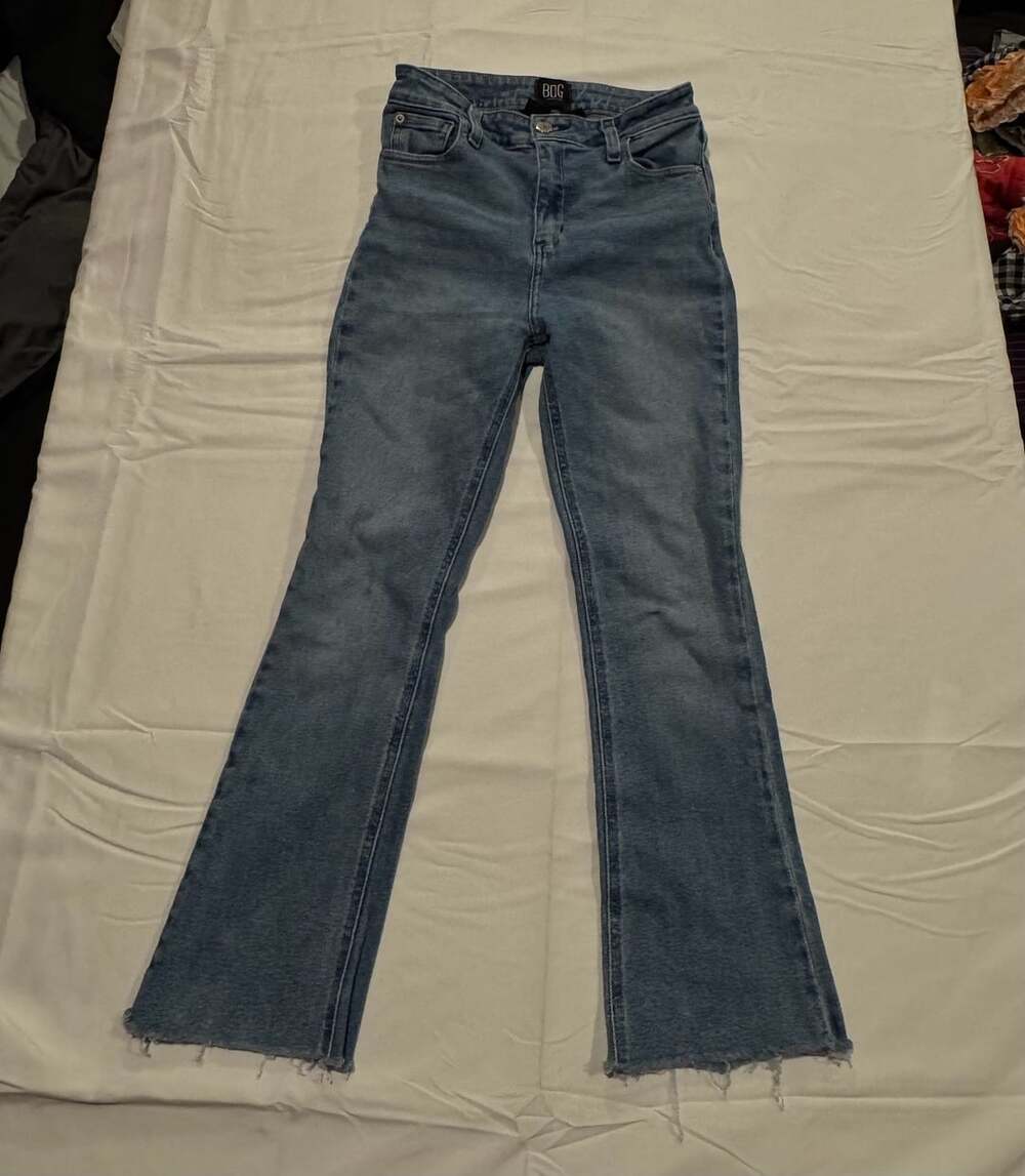 BDG Urban Outfitters Kick Flare High-Rise Cropped Jeans Size 24